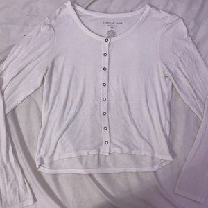 AMERICAN EAGLE White Slightly Cropped Long-Sleeve